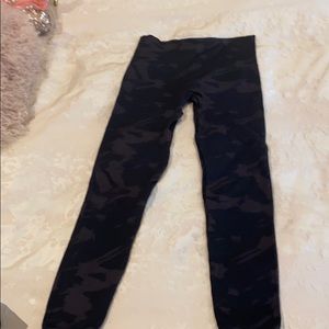 Spanx stretch camo print legging